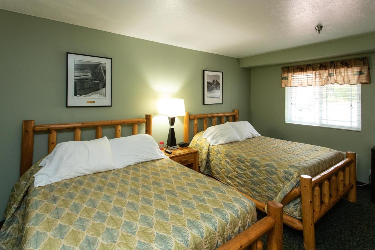 The Kingsley Suites Екстериор снимка